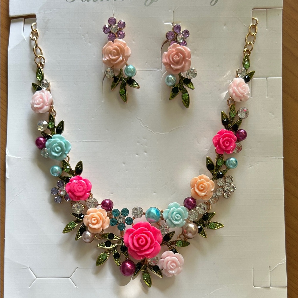 Floral Multicolor Necklace and Earrings Set
